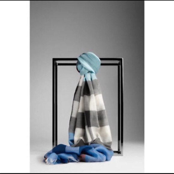 Burberry Accessories - Authentic Burberry Stripe Half Mega Check Scarf Burberry Accessories - Authentic Burberry Stripe Half Mega Check Scarf